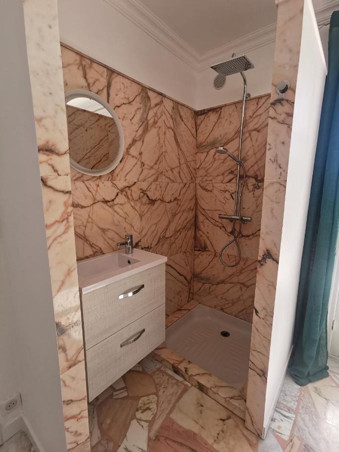 Sejour En Pleine Nature, Vue Imprenable, Jacuzzi 孔特 外观 照片